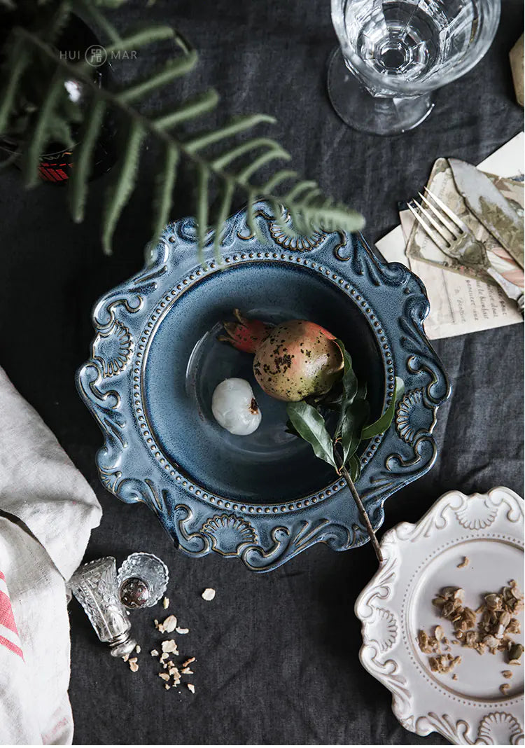 Elegant Baroque Porcelain Dinner Set
