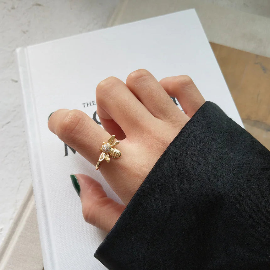 Korean 925 Silver Bee Ring - Trendy Animal Design